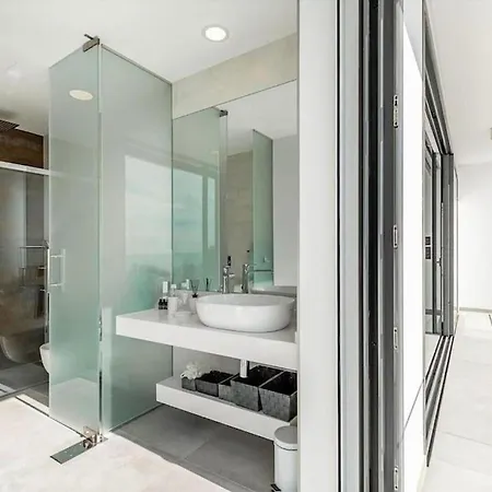 Luxury Seaview Leala - Tcm * تورّوكس كوستا